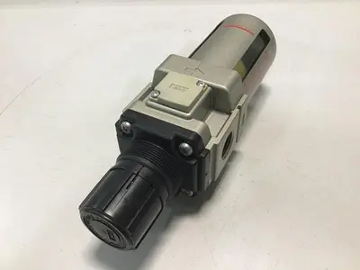 Used SMC AW40-N04-Z Regulators Michigan US | Ideal Machinery #1311476