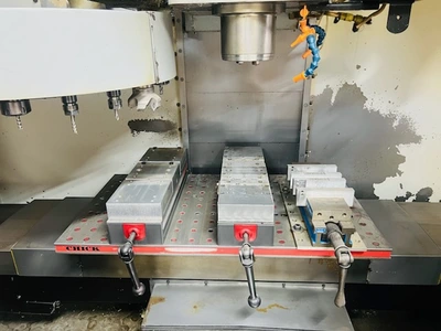 USED 2001 HAAS VF0EB