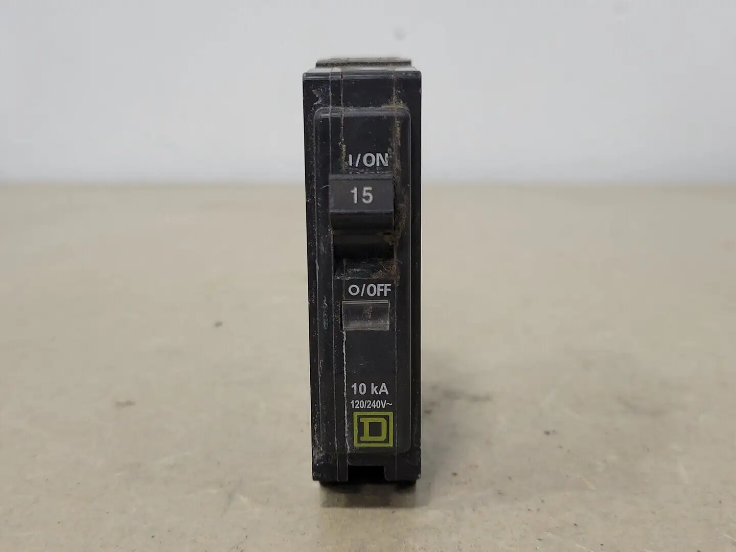 USED SQUARE D QO115