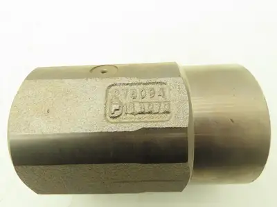Graco 189442 Valve Housing for L200CS Check-Mate 200cc Severe Duty Pump