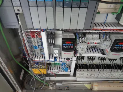 USED 2000 AM MANUFACTURING APACHE 24