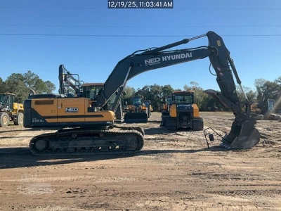 Used 2024 HYUNDAI HX220AL Crawler Excavators Florida US | National Equipment Dealers #1425836