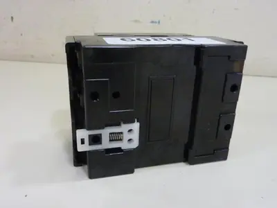 USED HITACHI S-30S-3P-15A