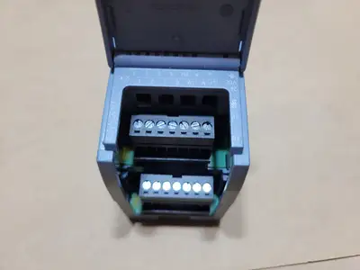 USED SIEMENS 6ES7 223-1PH32-0XB0