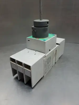 Used Allen-Bradley 140G-G3C3-C90 Circuit Breaker, 90/900A AC/DC Model Circuit Breakers South Carolina US | Palmetto Automation #1512096