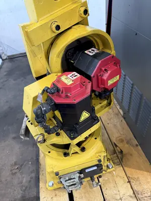 USED 2003 FANUC F-57715