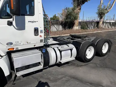 USED 2013 INTERNATIONAL PROSTAR