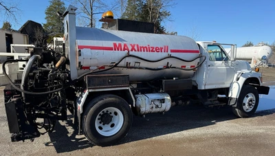 Used 1998 FORD F-SERIES F800 Tanker trucks Kentucky US | Proxy Equipment #1426118