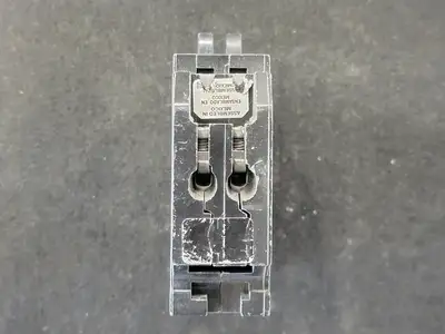 USED SCHNEIDER ELECTRIC CHOMT1515