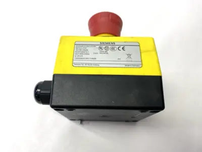 USED SIEMENS SIRIUS ACT PLASTIC EMERGENCY STOP ASSEMBLY