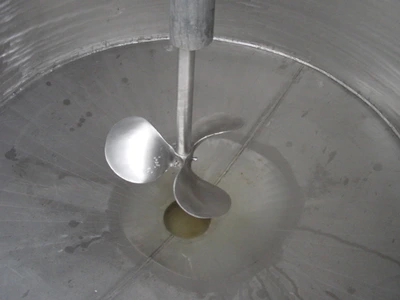 1,650L S/S Enclosed Jktd Mixer Tank