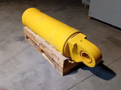 NEW KOMATSU EG9089R