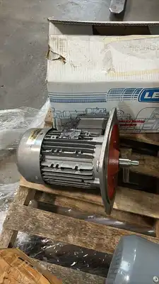 NORD SK90LP/4 CUS TW Electric Motor | Global Machine Brokers, LLC (1)