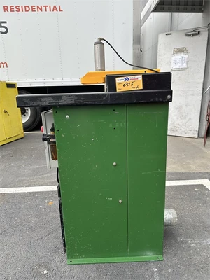 Used CASTLE _UNKNOWN_ Pocket Hole Machines California US | MachineryMax #1373275