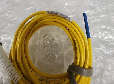 YELLOW CORD ADAPTER 7100600-10-1003