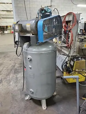 Used 1988 DAYTON 3Z967A-MODIFIED Lubricated Reciprocating Air Compressors Pennsylvania US | Hildebrand Machinery Co. #1485935