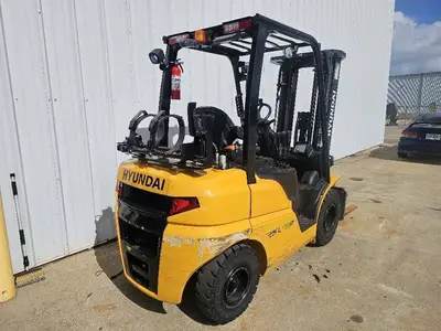Used 2021 HYUNDAI 25L-9A Internal Combustion Forklifts: Pneumatic Tire Illinois US | Somerset Equipment Sales #1546173