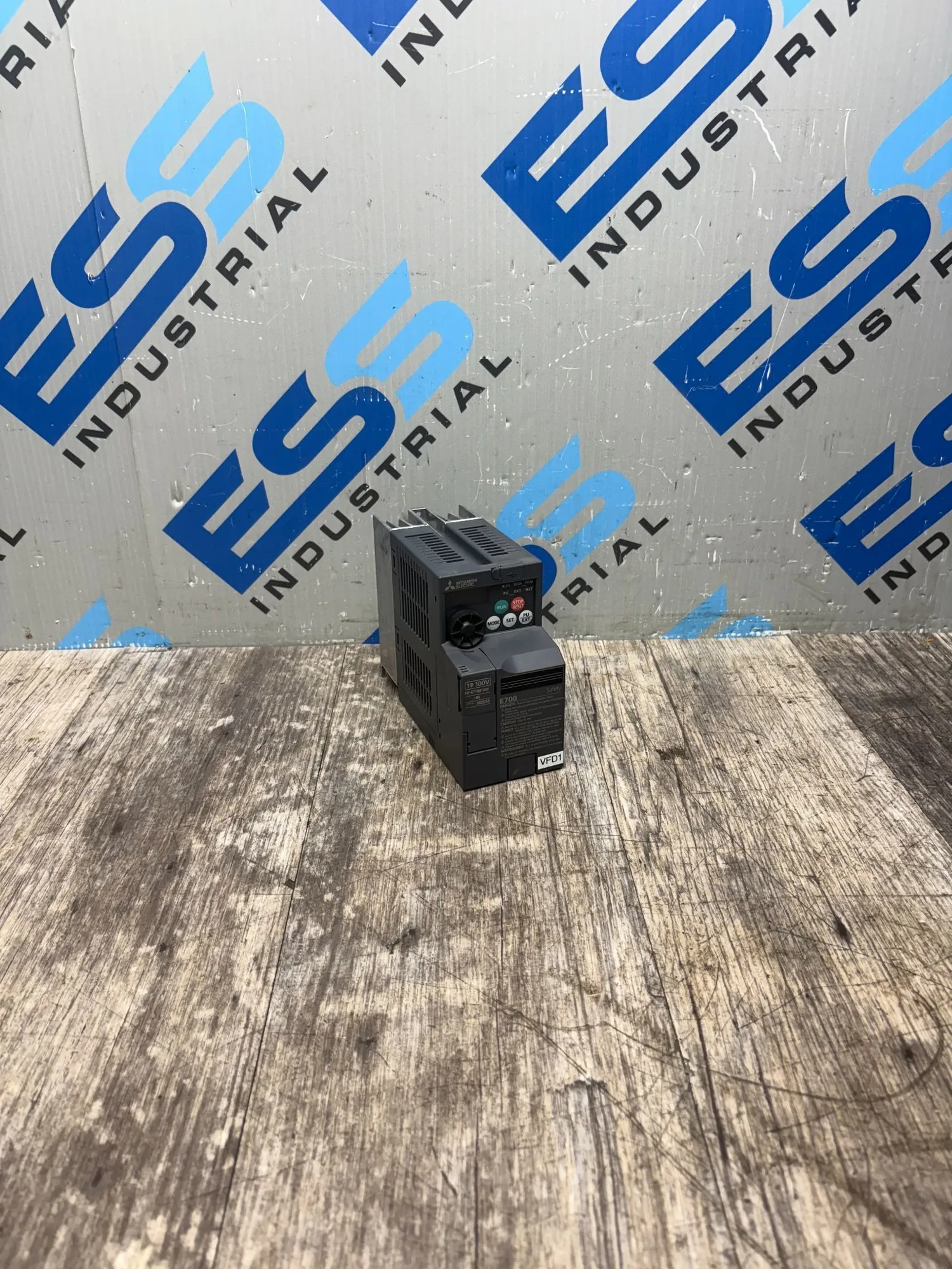 Used MITSUBISHI FR-E710W-030-NA Misc Electrical & Power Parts South Carolina US | ESS Industrial Equipment Sales #1326626