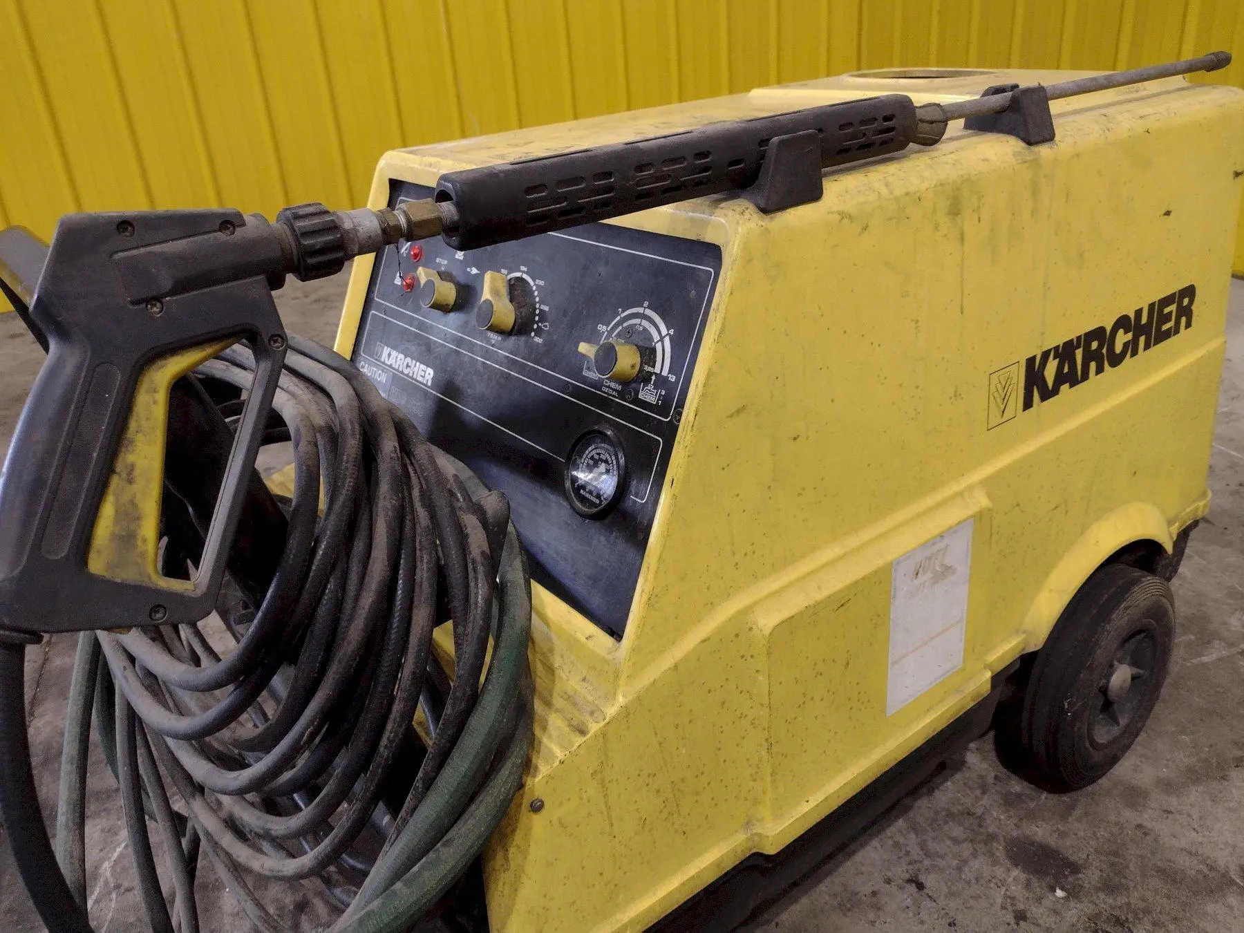 USED KARCHER HDS650