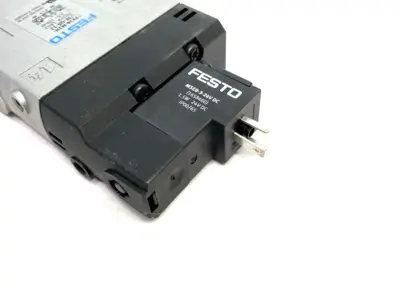 USED FESTO PISTON GATE SOLENOID VALVE, 5/3 EXHAUSTED, 170279