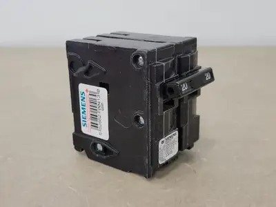 USED SIEMENS Q220
