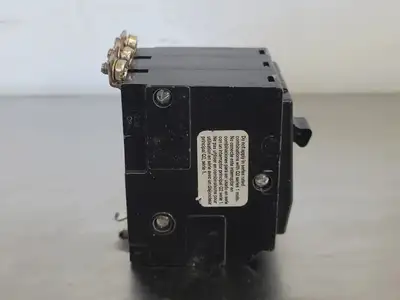 USED SQUARE D QOB330