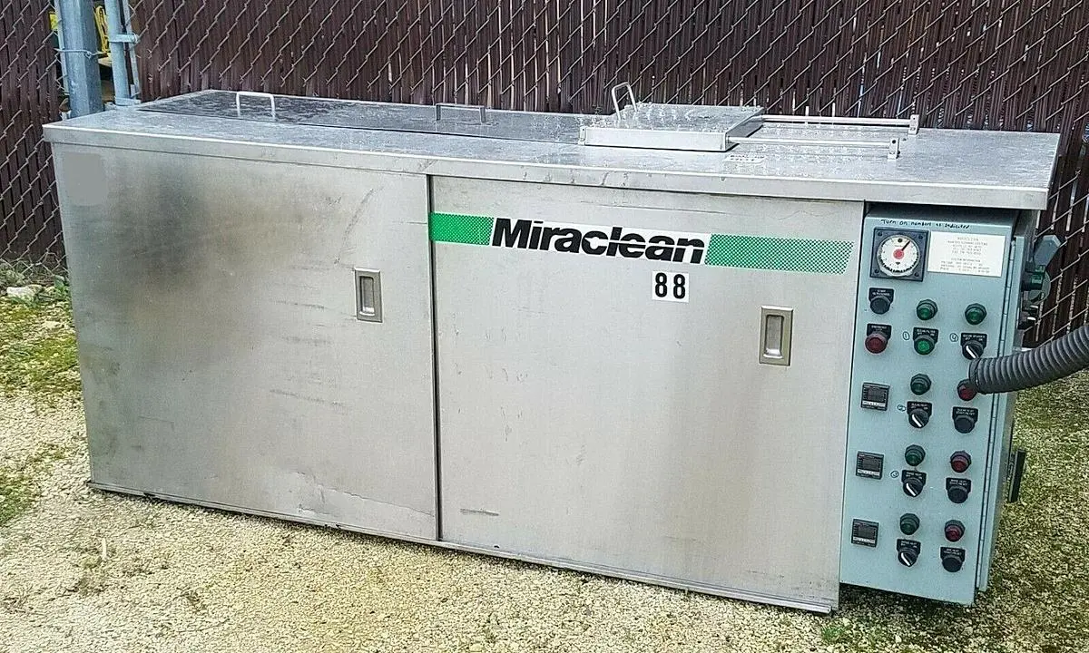 USED 2001 B.C.S. COMPANY, INC. MIRACLEAN US