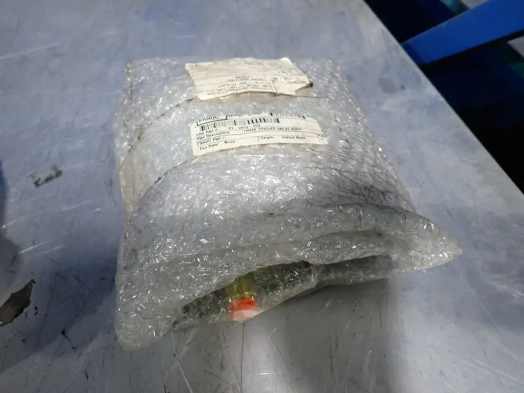 New | in-Stock FANUC DE2015353 Valves/Fittings | HGR 24 #732689
