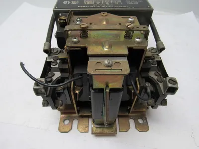Federal Pacific Class 4204 Style BU33 Series B Size 3 Magnetic Starter600V 50 HP