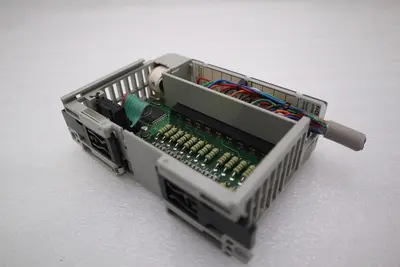 Allen-Bradley 1769-IQ16 SER A Compact I/O Module #K-1564C