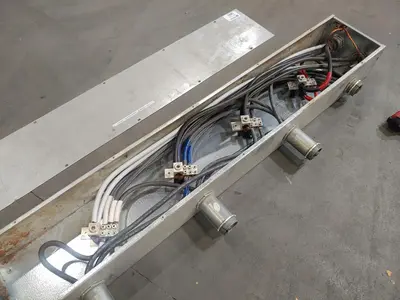 400 Amp, 120/208 volts Splitter Box