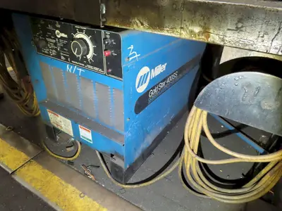 MILLER GOLD STAR MODEL #400SS WELDER: STOCK #23552