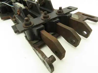 Hyster 3-Spool Hydraulic Mast Control Valve Manifold from E60Z-33 Forklift