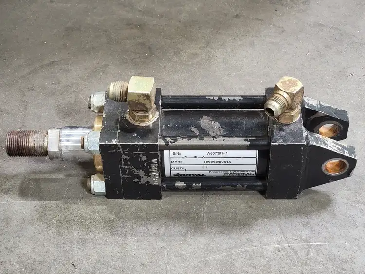 Used ROYAL ELECTRIC H2C2C2A2A1A Parts (Hydraulics and Pneumatics) British Columbia CA | Lenmark #266351