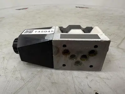 USED TOKIMEC DG4VS-5-0A-M-P7L-H-7-40
