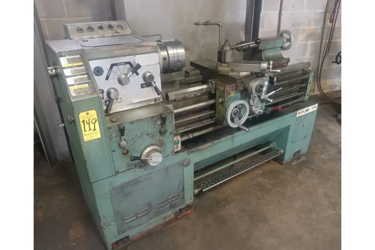 Used _UNKNOWN_ _UNKNOWN_ Engine Lathes Ohio US | Thompson Auctioneers #1547166