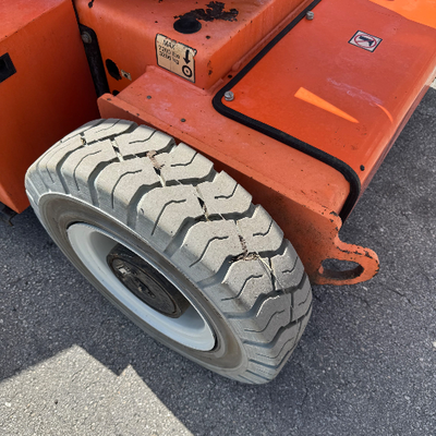 USED 2013 JLG E400AJPN