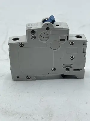 USED AB ALLEN BRADLEY AB ALLEN BRADLEY 1492-SPM1B020