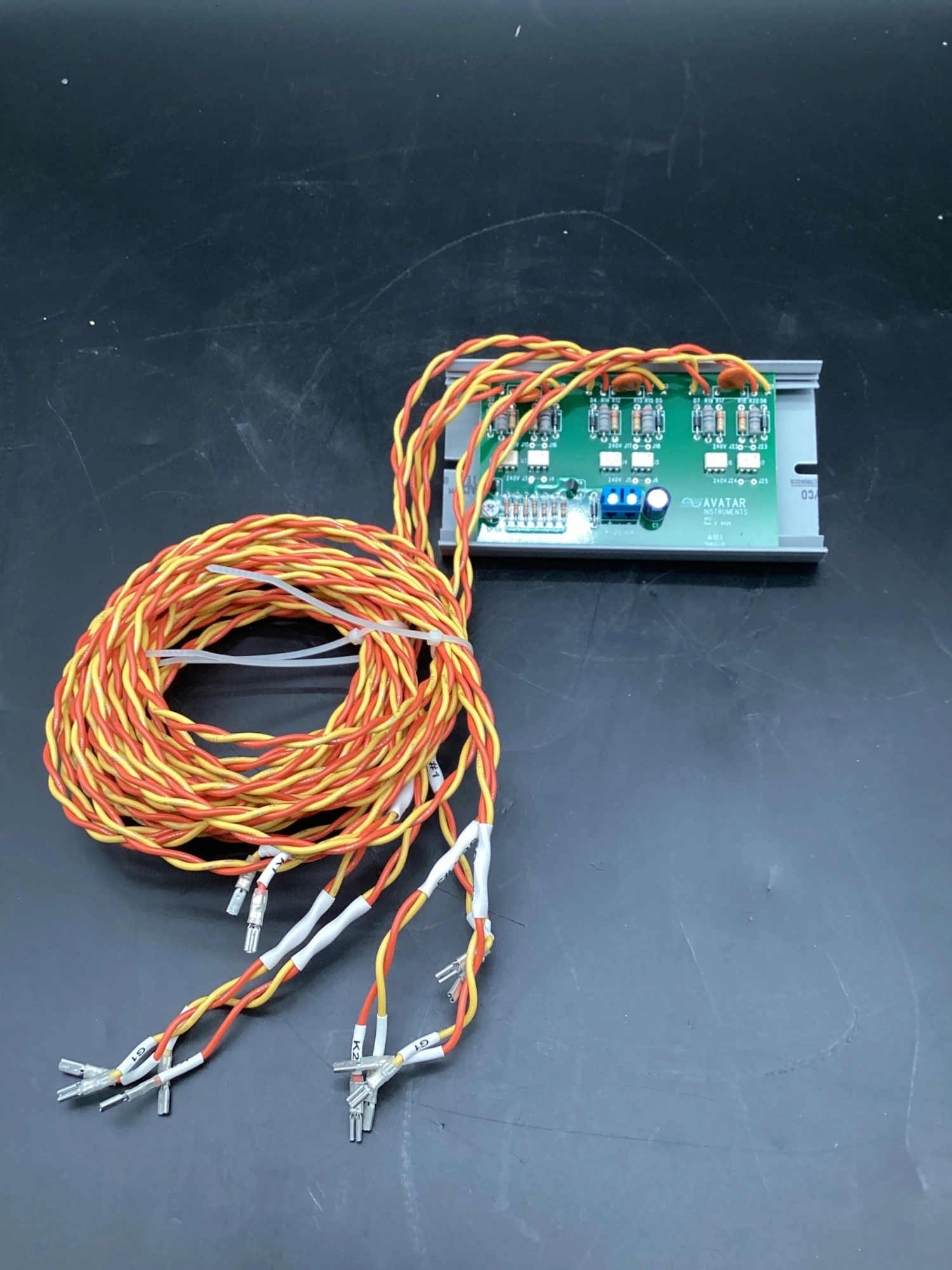USED AVATAR INSTRUMENTS INC A6Z-FCE-6F