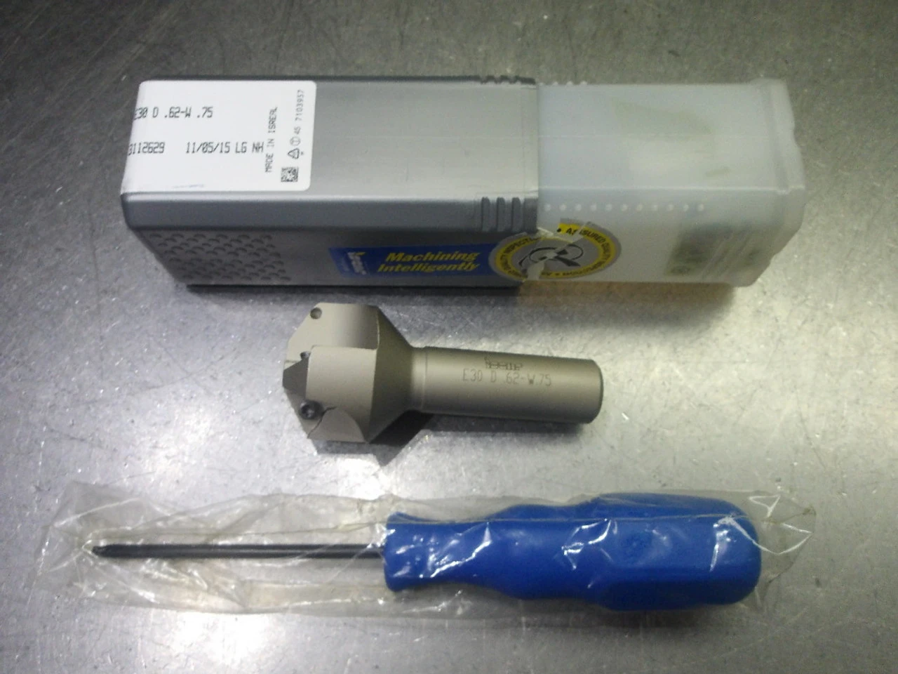 Iscar 5/8" 3 Flute 30 Deg Indexable Chamfer Mill 3/4" Shank E30 D.62-W.75 (LOC3337)