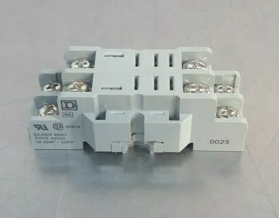 Square D - 8501NR42 Series A - Relay Socket 4H