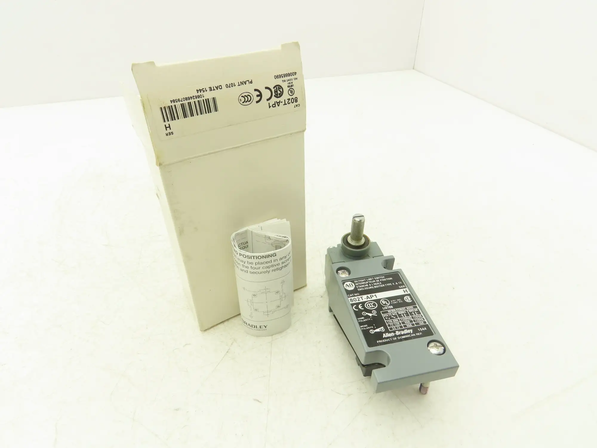 Allen Bradley 802T-AP1 Oiltight Limit Switch Enclosure Lever Type Operator Head