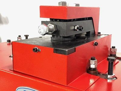 GMC _UNKNOWN_ Pittsburgh Lockformers | Punch Press and Shear (3)