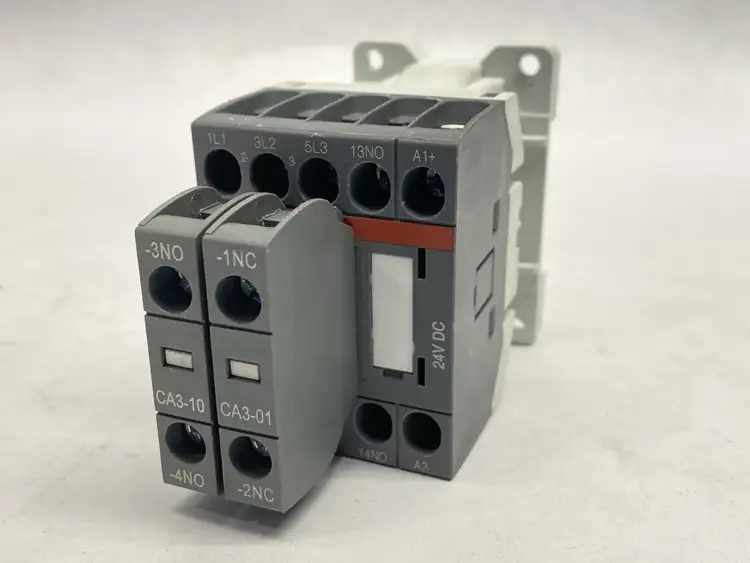 Used ABB CONTACTOR 3-POLE 25A 24VDC COIL PLC Contactors Michigan US | Maverick Industrial Sales #1093046