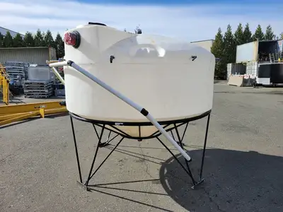 White Tank w/ Stand