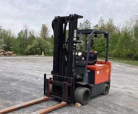 Used 2017 TOYOTA 30-7FBCU45 4-Wheel Sit down Electric Counterbalance Forklifts Colorado US | Discount Forklift #1146527