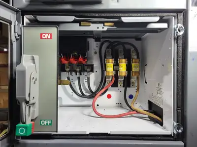 USED SQUARE D MODEL 6