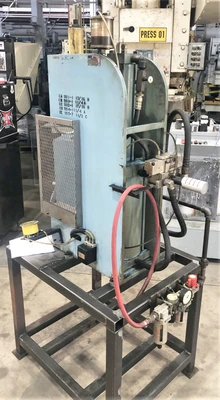 USED 1991 AIR-HYDRAULICS AIR-HYDRAULICS C-300 PRESS