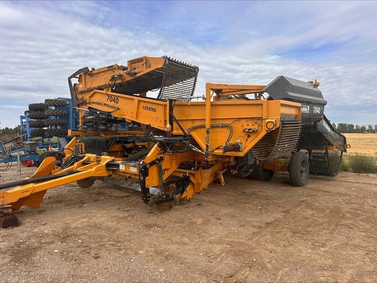Used _UNKNOWN_ _UNKNOWN_ Self-propelled Harvesters Idaho US | Tri-Steel Manufacturing #1557207