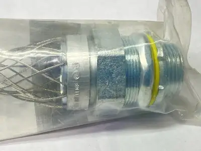 NEW HUBBELL KELLEMS LIQUIDTIGHT CONDUIT WIRE GRIP STRAIGHT 1"
